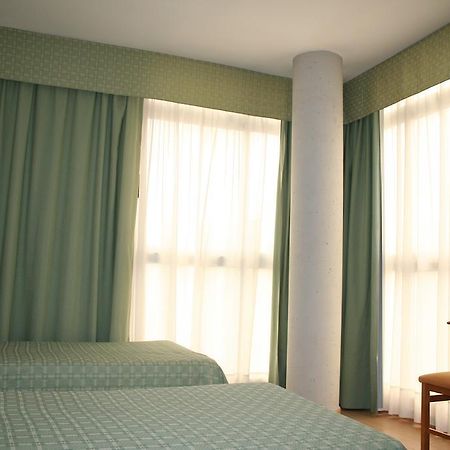 Hotel Austria 76 Пуэтро-де-Сагунто Номер фото